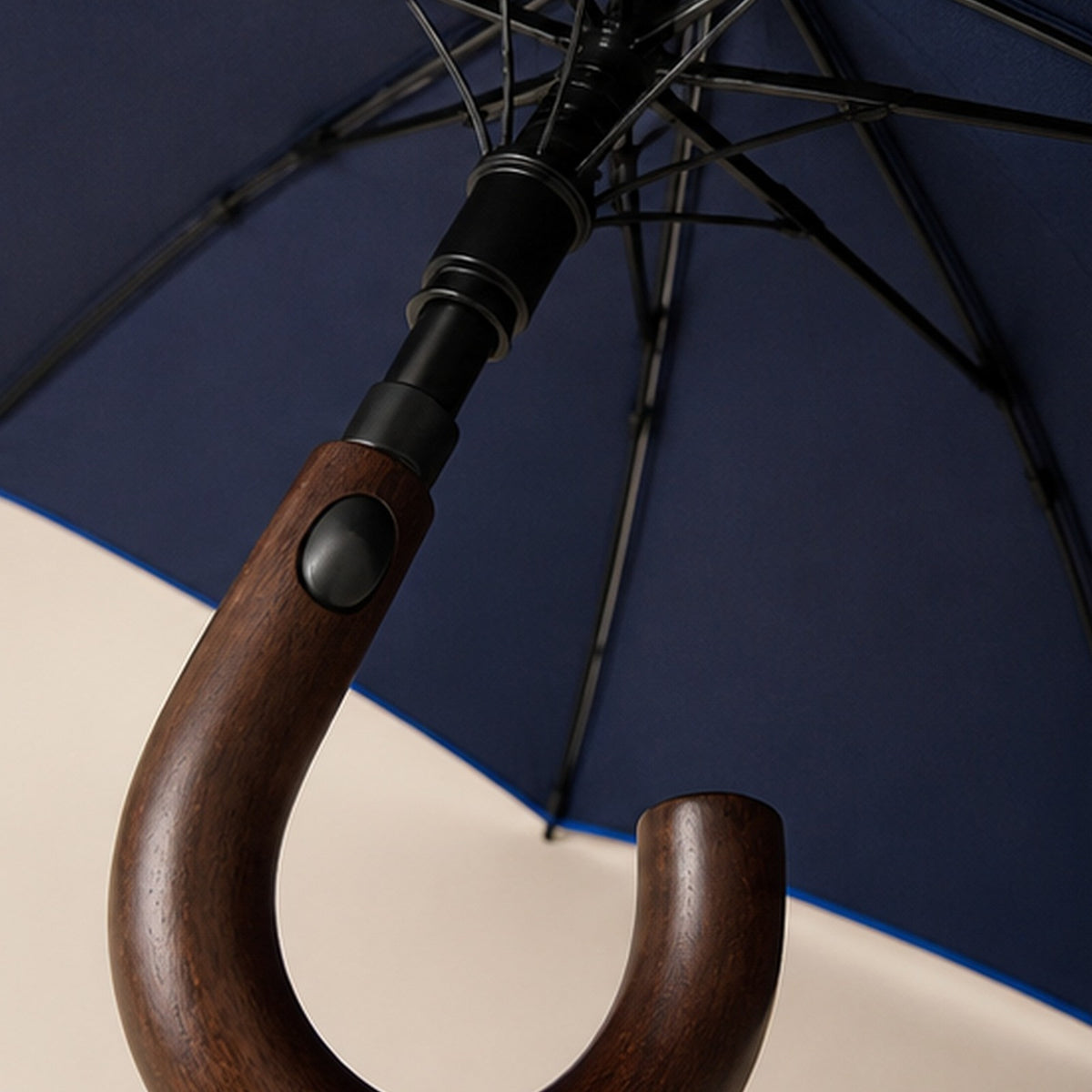 Atlantic Classic Long Umbrella handle and frame detail