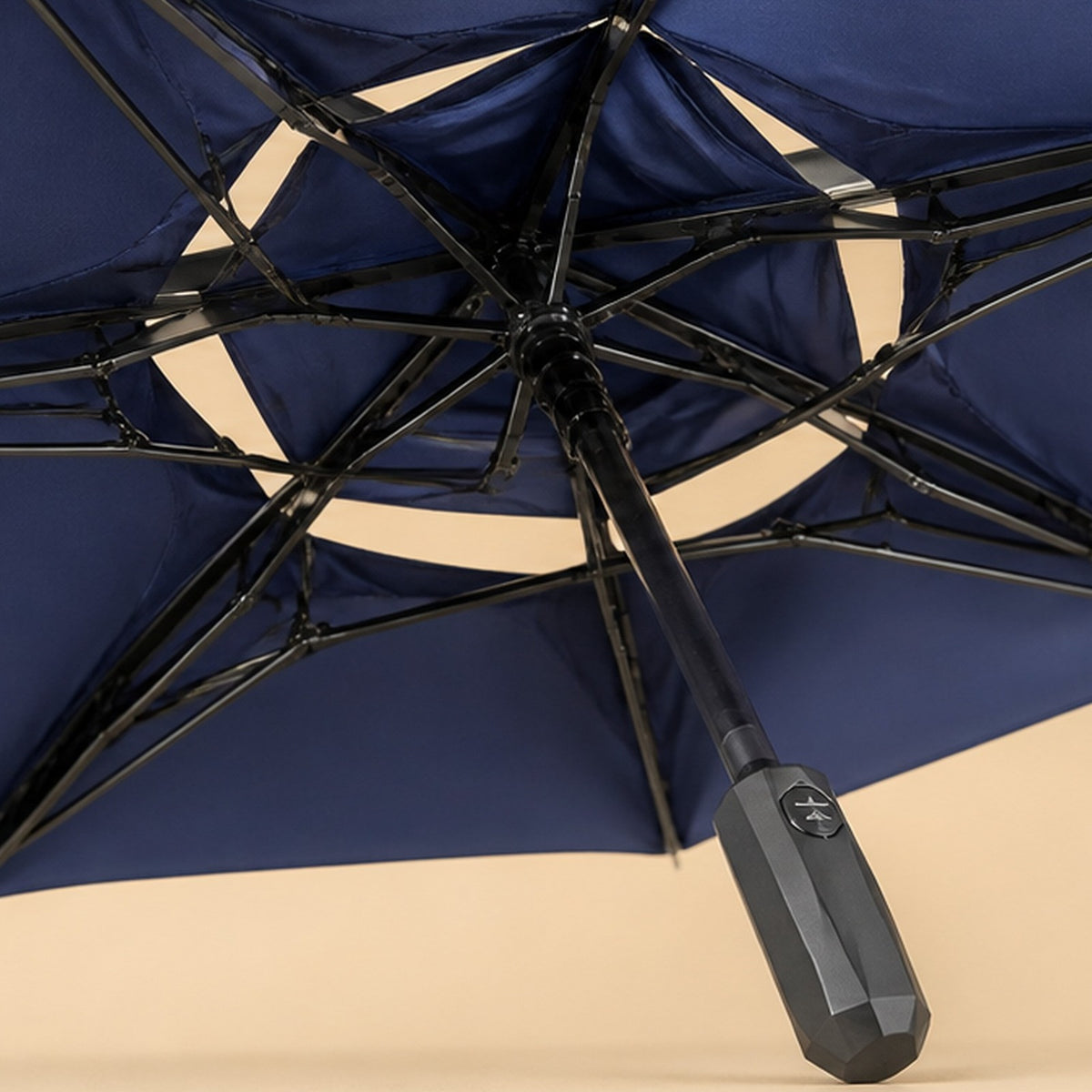 Crosswind Auto Windproof Umbrella handle and frame detail
